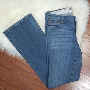 shio jeans